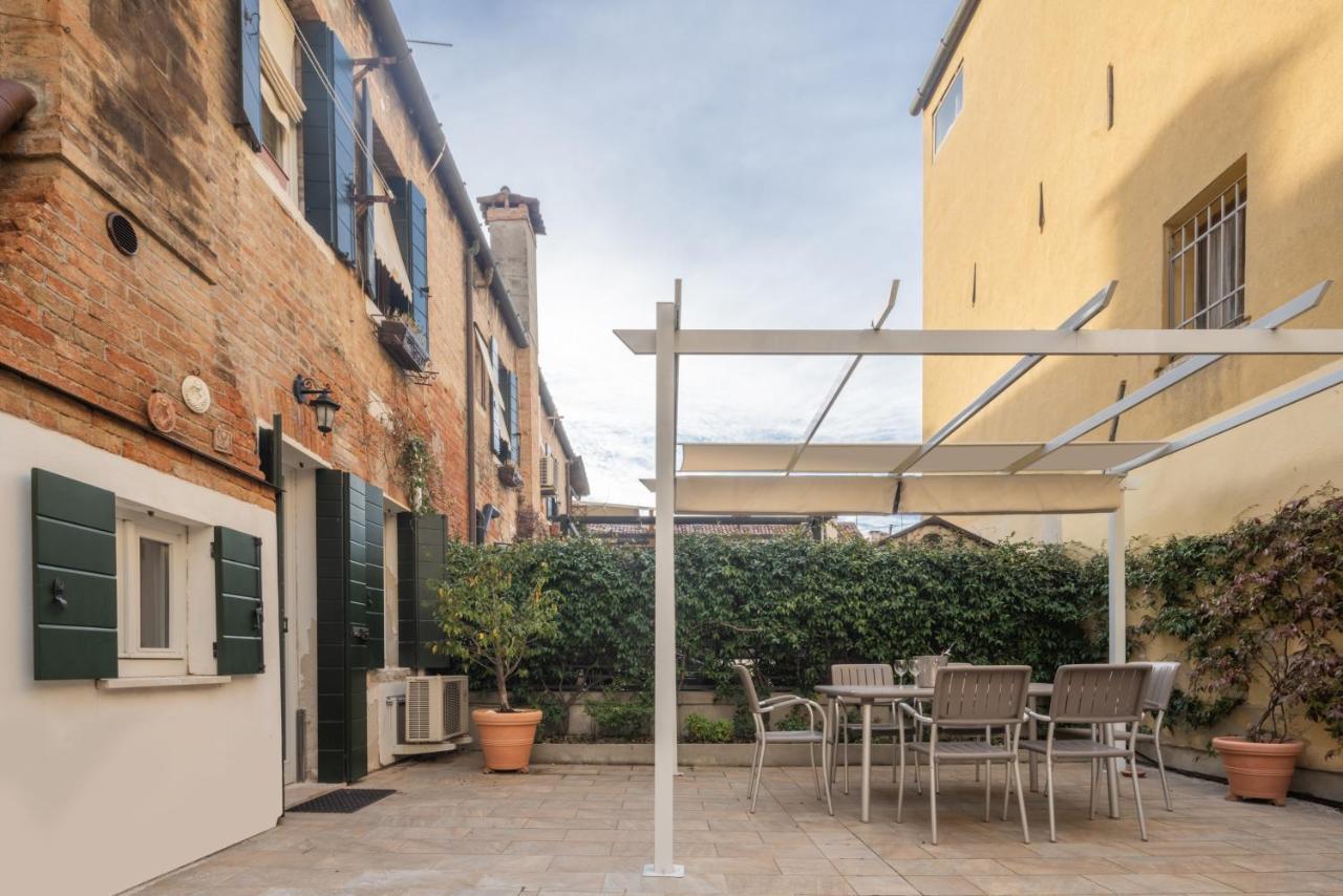 Luxury Garden Mansion R&r Appartement *